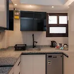 Luxury 2 Bedroom Residence By A1 - 401