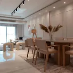 Luxury 2 Bedroom Residence By A1 - 401